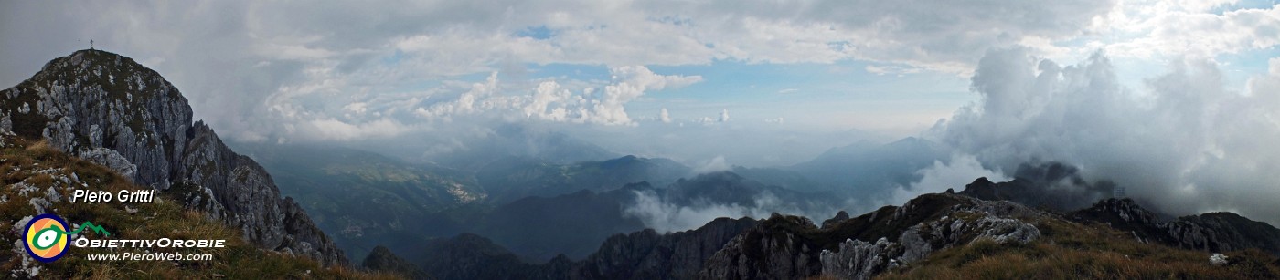 77 Monte Alben con vista sulle creste sud.jpg